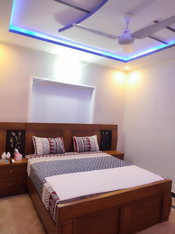 Lavish Inn อิสลามาบัด ภายนอก รูปภาพ
