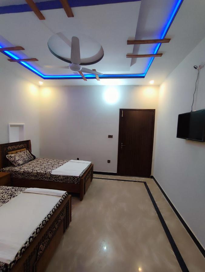 Lavish Inn อิสลามาบัด ภายนอก รูปภาพ